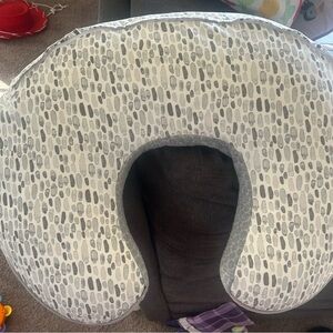 Boppy Nursing U-Shaped Pillow